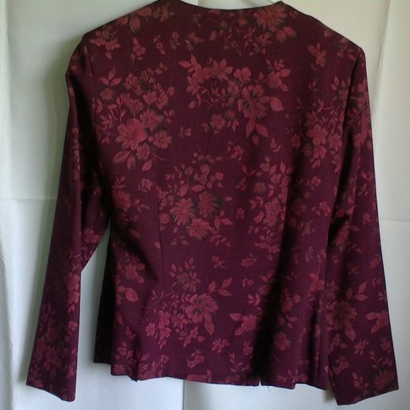 Sag Harbor deep rose flowered jacket size 8P - Picture 2 of 5